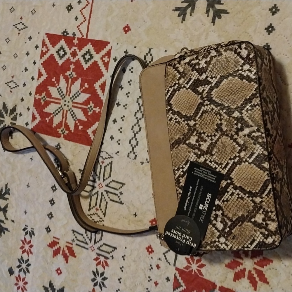 K.carroll accessories, Secure Style crossbody. NWT